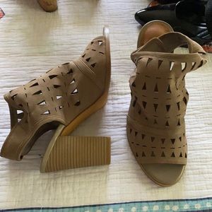 Women's Chunky Heels Women's 9